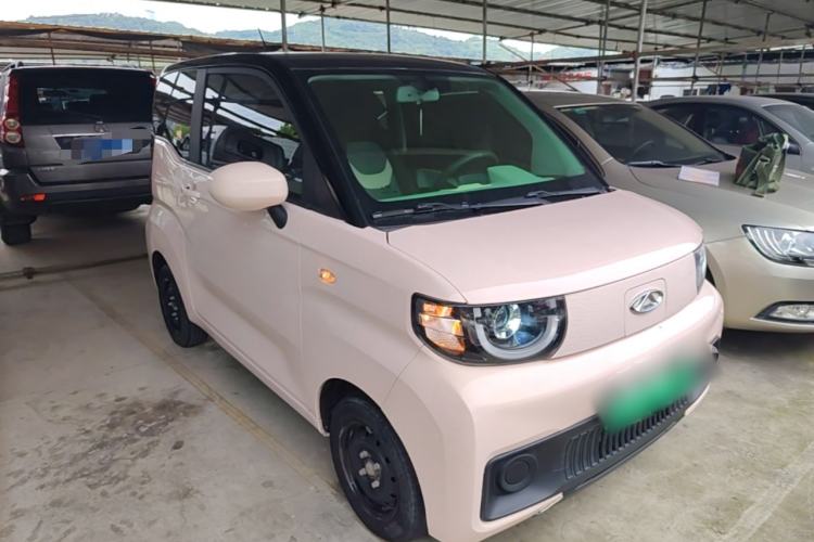 Used Chery QQ Ice Cream 2022 170km Sundae Phosphate Lithium-Ion Front Right 45 Deg