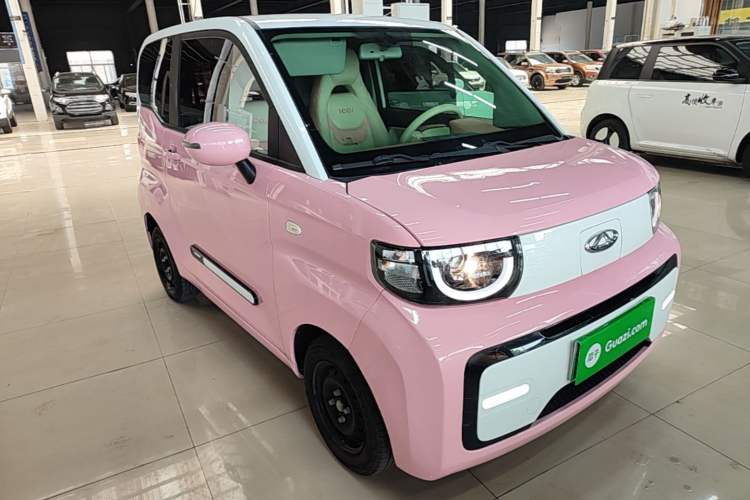 Used Chery QQ Ice Cream 2022 Taohuanxi Sweet Peach Edition Front Right 45 Deg