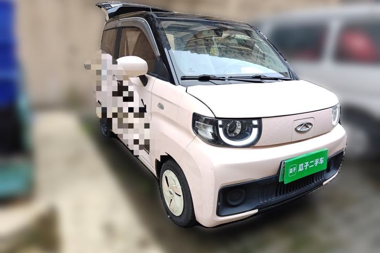 Used Chery QQ Ice Cream 2022 170km Sundae Phosphate Lithium-Ion Front Right 45 Deg