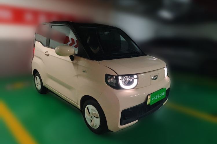 Used Chery QQ Ice Cream 2022 170km Sundae Phosphate Lithium-Ion Front Right 45 Deg