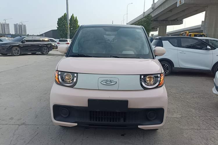Used Chery QQ Ice Cream 2022 170km Sundae Phosphate Lithium-Ion Front