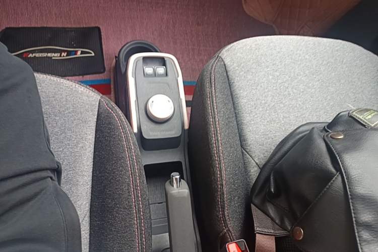 Used Chery QQ Ice Cream 2022 Pudding Model Gear Lever