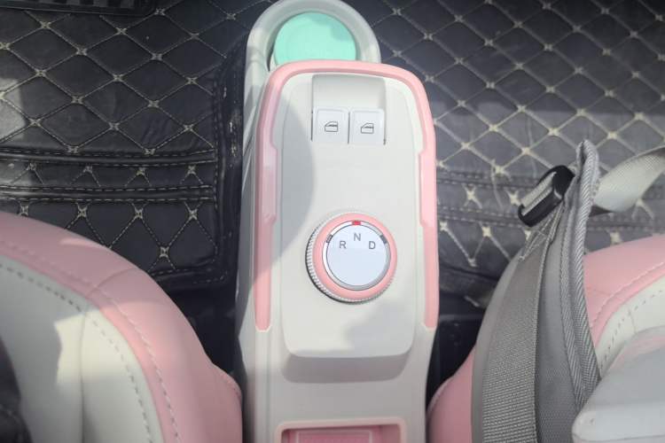 Used Chery QQ Ice Cream 2022 Taohuanxi Sweet Peach Edition Gear Lever
