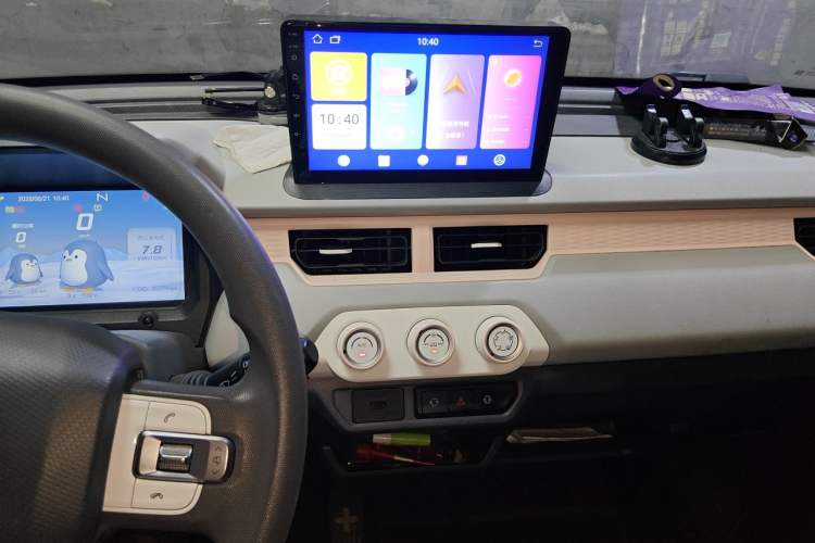 Used Chery QQ Ice Cream 2022 120km Conical Shape Lithium Iron Phosphate Audio And AC Panel