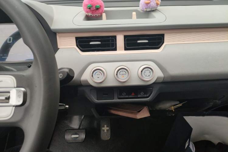 Used Chery QQ Ice Cream 2022 Pudding Model Audio And AC Panel