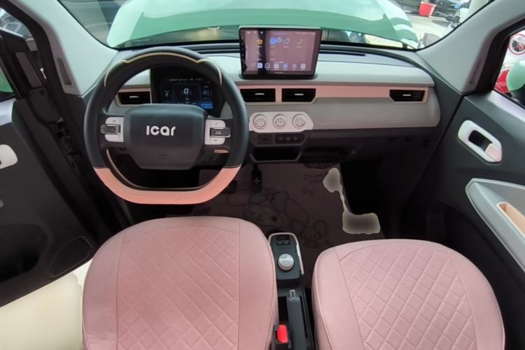 Used Chery QQ Ice Cream 2022 170km Sundae Phosphate Lithium-Ion Center Console