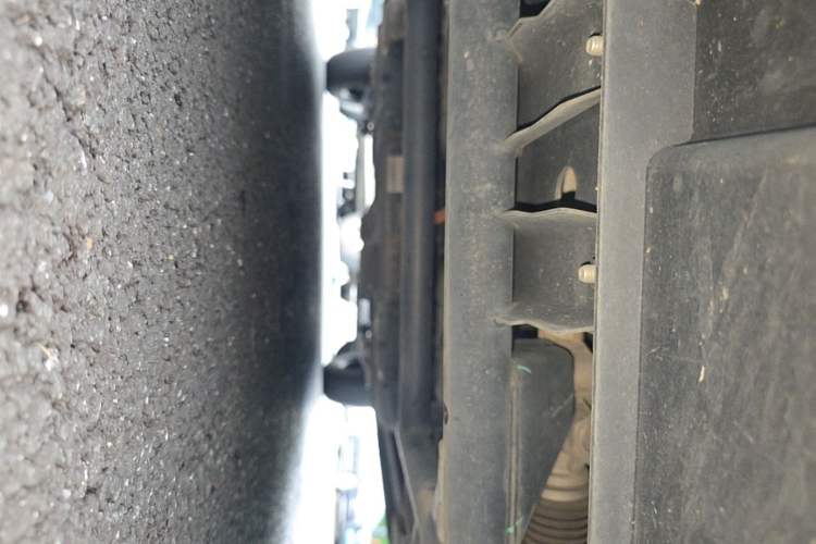Used Chery QQ Ice Cream 2022 170km Sundae Phosphate Lithium-Ion Chassis Front