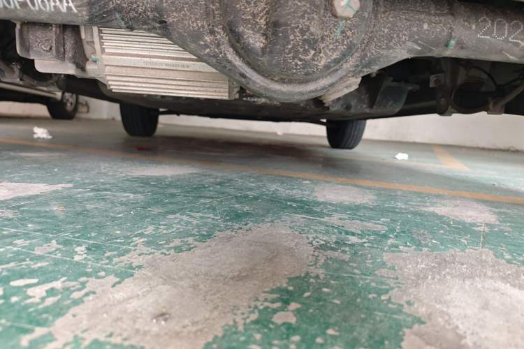 Used Chery QQ Ice Cream 2022 120km Conical Shape Lithium Iron Phosphate Chassis Rear
