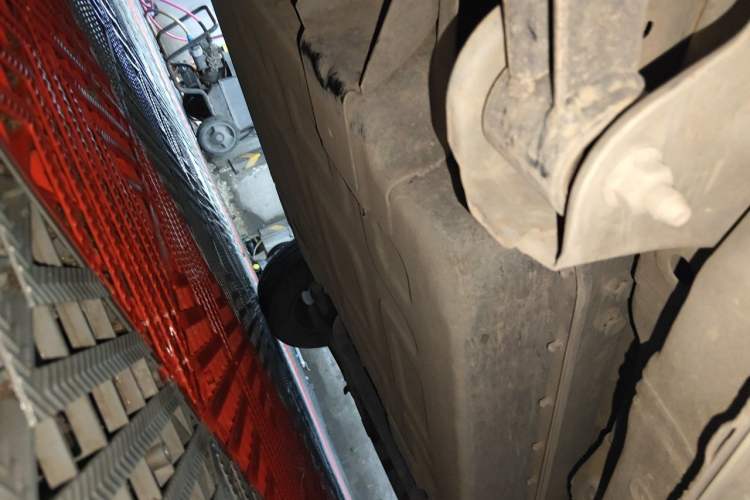 Used Chery QQ Ice Cream 2022 120km Conical Shape Lithium Iron Phosphate Chassis Rear Right