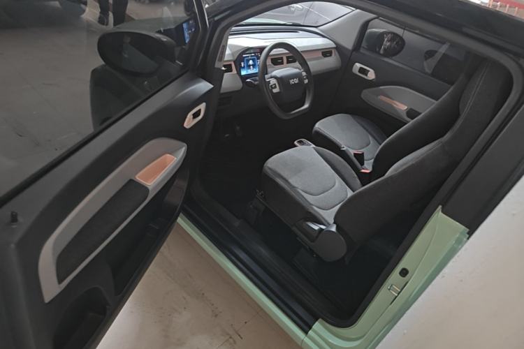 Used Chery QQ Ice Cream 2022 170km Sundae Phosphate Lithium-Ion Driver Seat