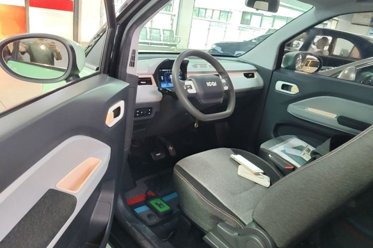 Used Chery QQ Ice Cream 2022 170km Sundae Phosphate Lithium-Ion Driver Seat
