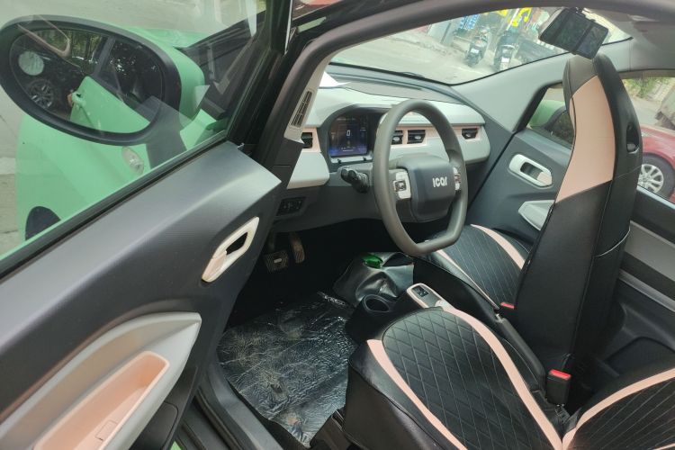 Used Chery QQ Ice Cream 2022 170km Sundae Phosphate Lithium-Ion Driver Seat