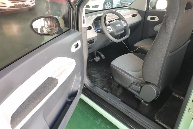 Used Chery QQ Ice Cream 2022 170km Sundae Phosphate Lithium-Ion Driver Seat