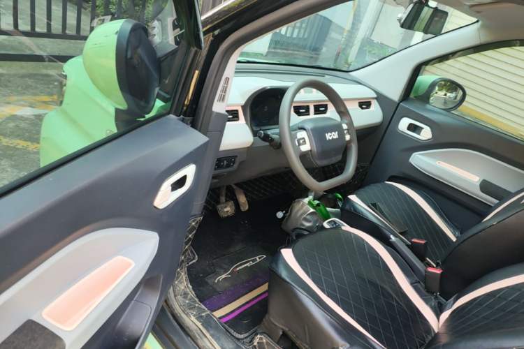 Used Chery QQ Ice Cream 2022 170km Sundae Phosphate Lithium-Ion Driver Seat