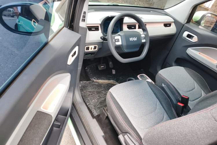 Used Chery QQ Ice Cream 2022 170km Sundae Ternary Lithium Driver Seat