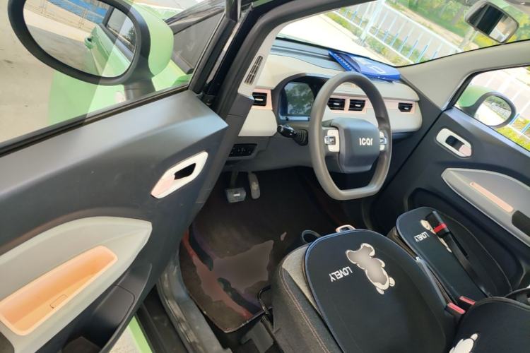 Used Chery QQ Ice Cream 2022 120km Conical Shape Lithium Iron Phosphate Driver Seat