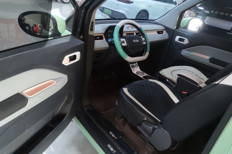 Used Chery QQ Ice Cream 2022 120km Conical Shape Lithium Iron Phosphate Driver Seat