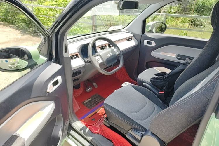 Used Chery QQ Ice Cream 2022 170km Sundae Phosphate Lithium-Ion Driver Seat