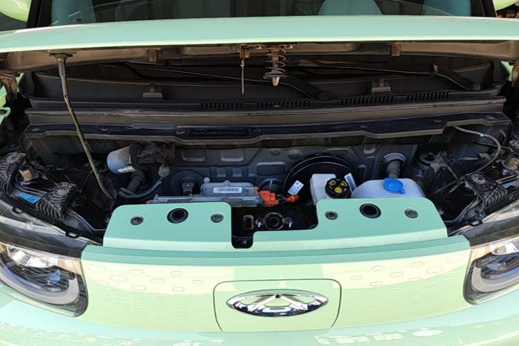 Used Chery QQ Ice Cream 2022 170km Sundae Ternary Lithium Engine Bay