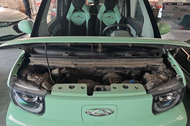 Used Chery QQ Ice Cream 2022 170km Sundae Phosphate Lithium-Ion Engine Bay