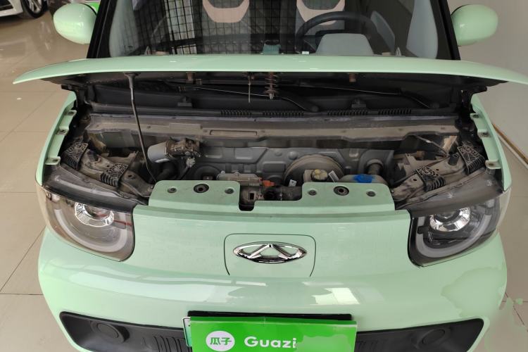 Used Chery QQ Ice Cream 2022 170km Sundae Phosphate Lithium-Ion Engine Bay