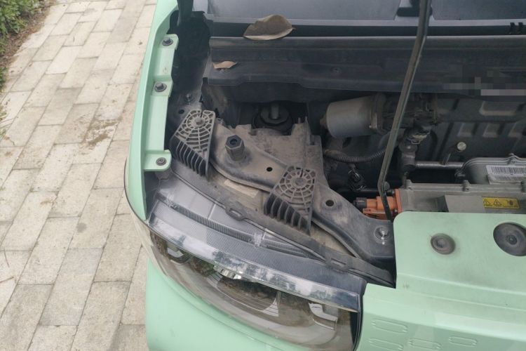 Used Chery QQ Ice Cream 2022 Pudding Model Engine Bay Right