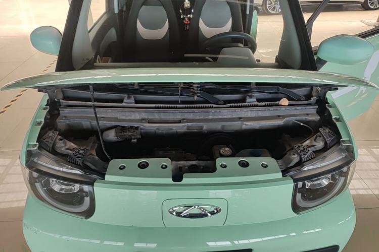 Used Chery QQ Ice Cream 2022 120km Conical Shape Lithium Iron Phosphate Engine Bay