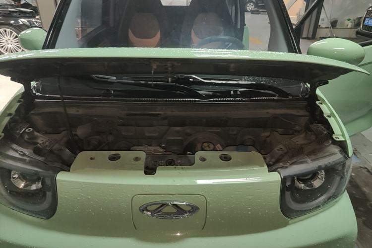 Used Chery QQ Ice Cream 2022 120km Conical Shape Lithium Iron Phosphate Engine Bay