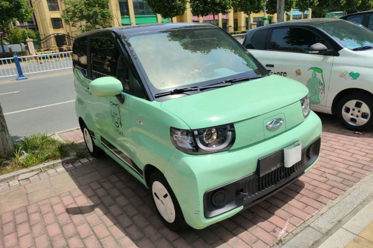 Used Chery QQ Ice Cream 2022 170km Sundae Phosphate Lithium-Ion Exterior 1
