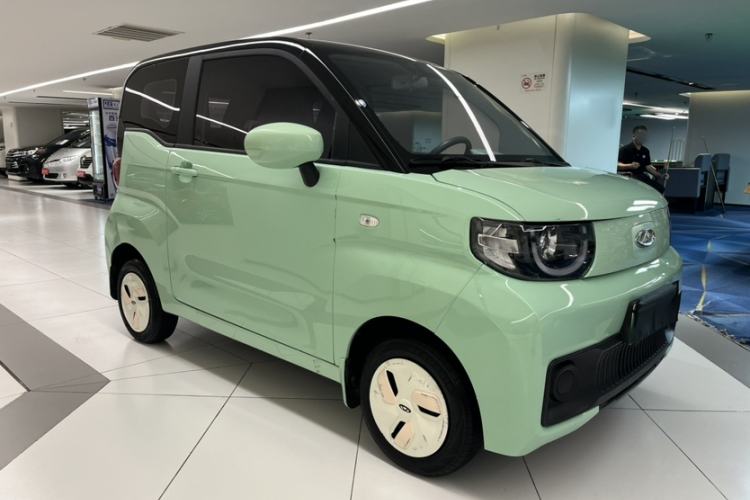 Used Chery QQ Ice Cream 2022 170km Sundae Phosphate Lithium-Ion Exterior 2