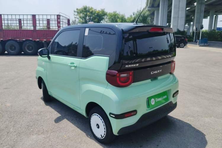 Used Chery QQ Ice Cream 2022 170km Sundae Phosphate Lithium-Ion Exterior 2