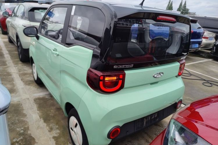 Used Chery QQ Ice Cream 2022 170km Sundae Phosphate Lithium-Ion Exterior 2
