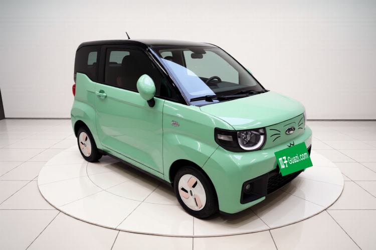 Used Chery QQ Ice Cream 2022 170km Sundae Phosphate Lithium-Ion Exterior 2
