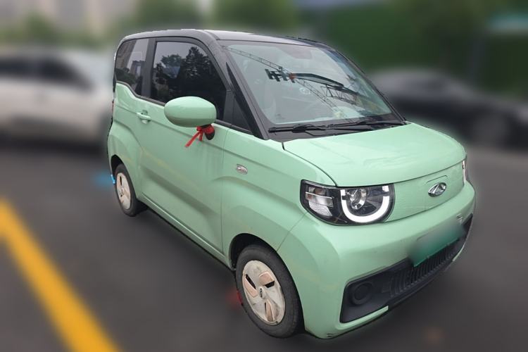 Used Chery QQ Ice Cream 2022 170km Sundae Phosphate Lithium-Ion Front Right 45 Deg