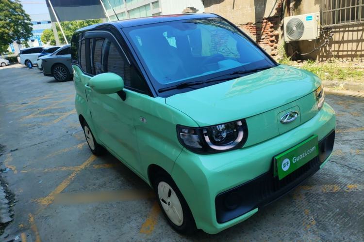 Used Chery QQ Ice Cream 2022 170km Sundae Phosphate Lithium-Ion Front Right 45 Deg