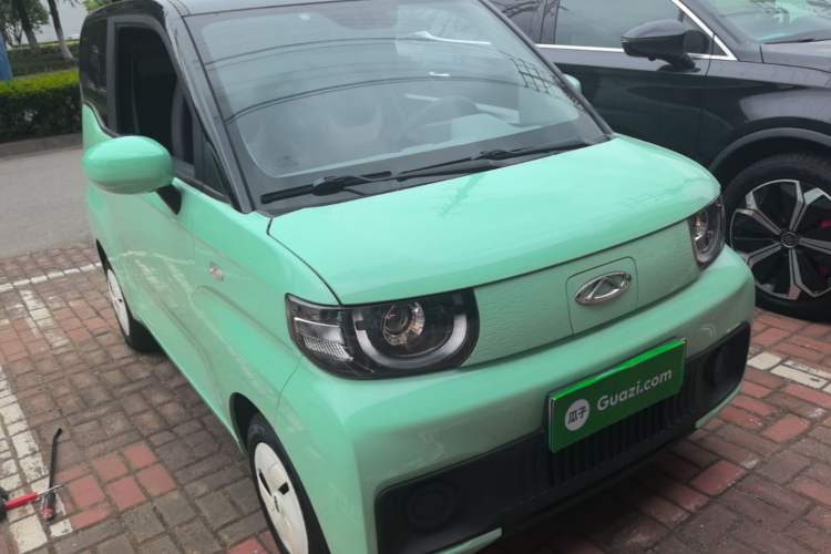 Used Chery QQ Ice Cream 2022 170km Sundae Phosphate Lithium-Ion Front Right 45 Deg