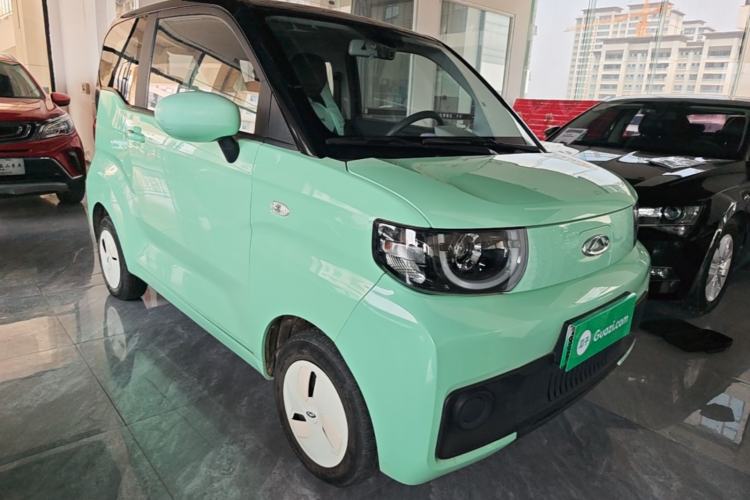 Used Chery QQ Ice Cream 2022 170km Sundae Phosphate Lithium-Ion Front Right 45 Deg