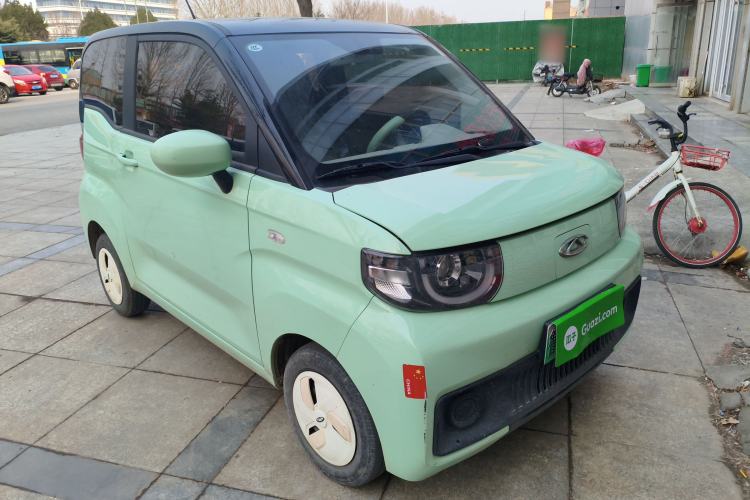 Used Chery QQ Ice Cream 2022 120km Milkshake Phosphate Lithium-Iron Front Right 45 Deg