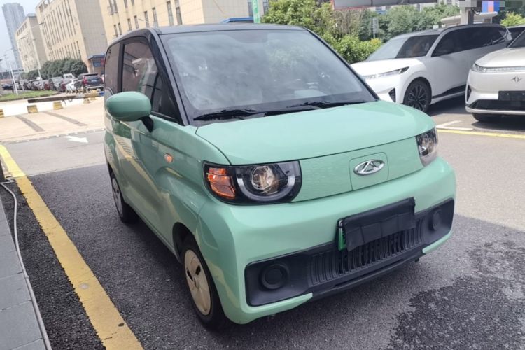 Used Chery QQ Ice Cream 2022 120km Conical Shape Lithium Iron Phosphate Front Right 45 Deg