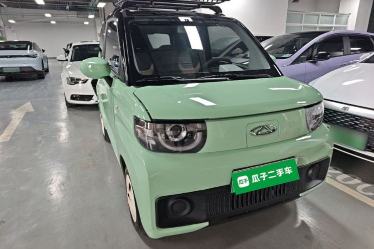 Used Chery QQ Ice Cream 2022 170km Sundae Phosphate Lithium-Ion Front Right 45 Deg