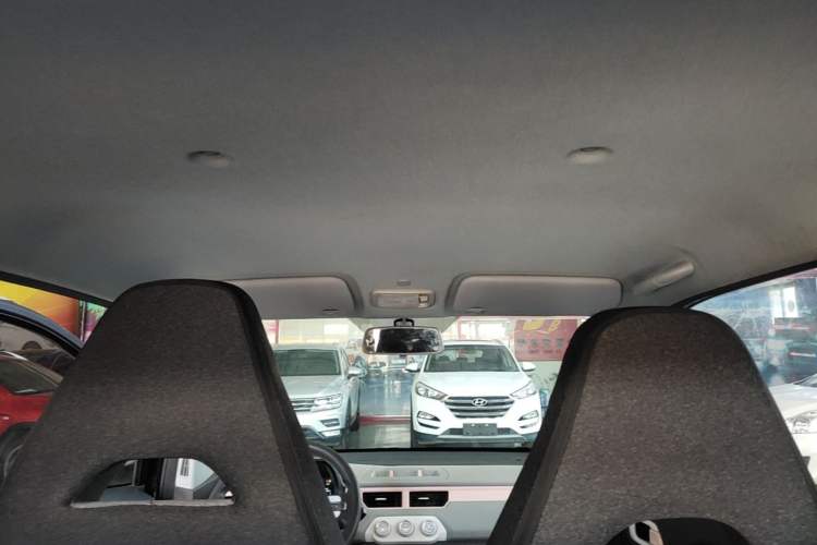 Used Chery QQ Ice Cream 2022 170km Sundae Phosphate Lithium-Ion Headliner