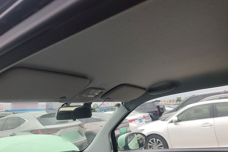 Used Chery QQ Ice Cream 2022 170km Sundae Phosphate Lithium-Ion Headliner