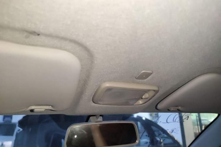 Used Chery QQ Ice Cream 2022 170km Sundae Phosphate Lithium-Ion Headliner