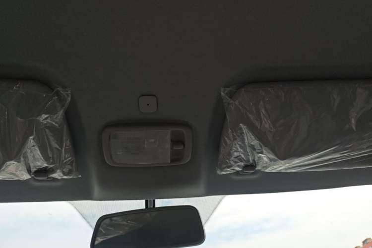 Used Chery QQ Ice Cream 2022 120km Conical Shape Lithium Iron Phosphate Headliner