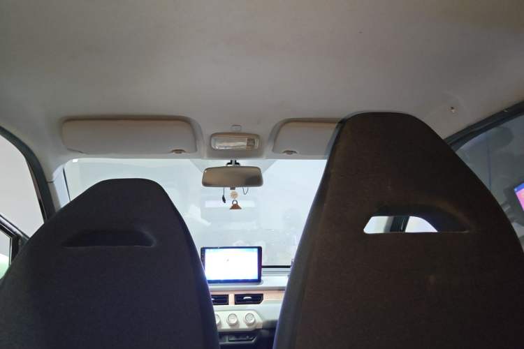 Used Chery QQ Ice Cream 2022 120km Conical Shape Lithium Iron Phosphate Headliner