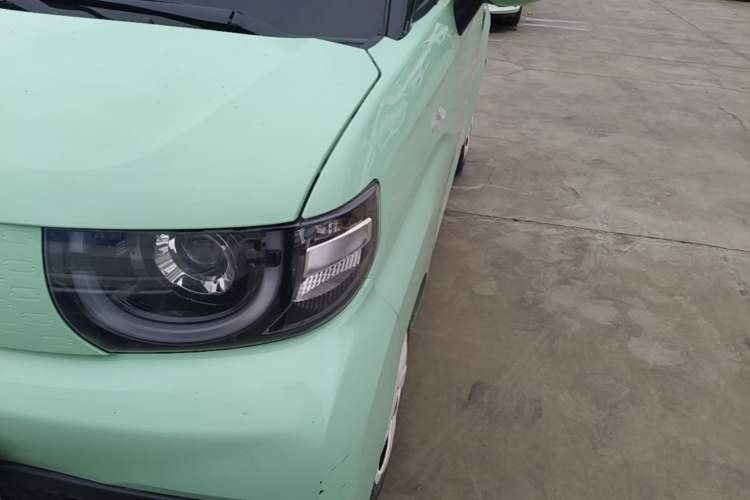 Used Chery QQ Ice Cream 2022 170km Sundae Phosphate Lithium-Ion Left Front Headlight
