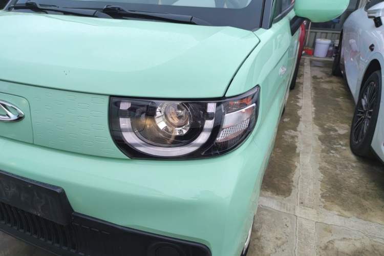 Used Chery QQ Ice Cream 2022 170km Sundae Phosphate Lithium-Ion Left Front Headlight