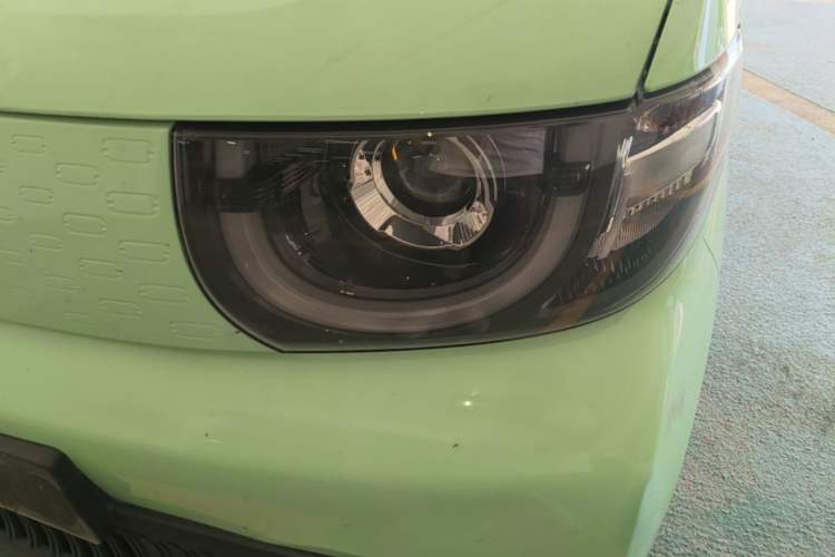 Used Chery QQ Ice Cream 2022 170km Sundae Phosphate Lithium-Ion Left Front Headlight