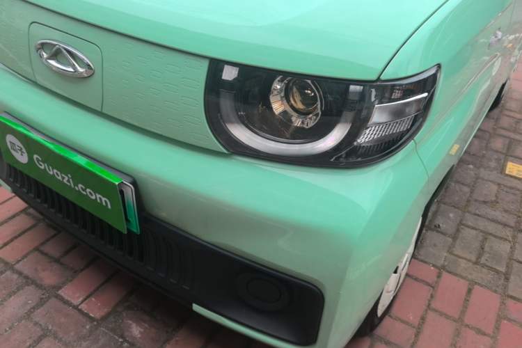 Used Chery QQ Ice Cream 2022 170km Sundae Phosphate Lithium-Ion Left Front Headlight