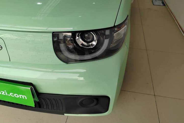 Used Chery QQ Ice Cream 2022 170km Sundae Phosphate Lithium-Ion Left Front Headlight